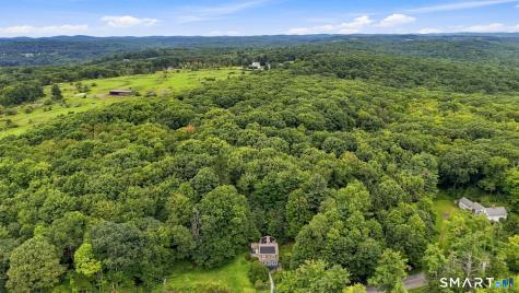 85 East Litchfield Road Litchfield CT 06759