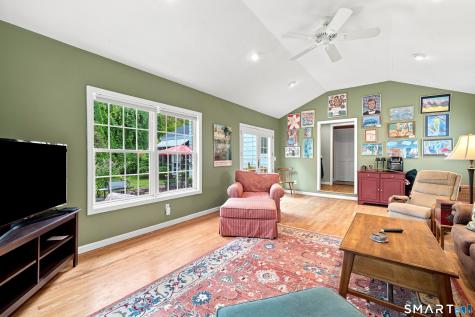 21 Cherryfield Drive West Hartford CT 06107