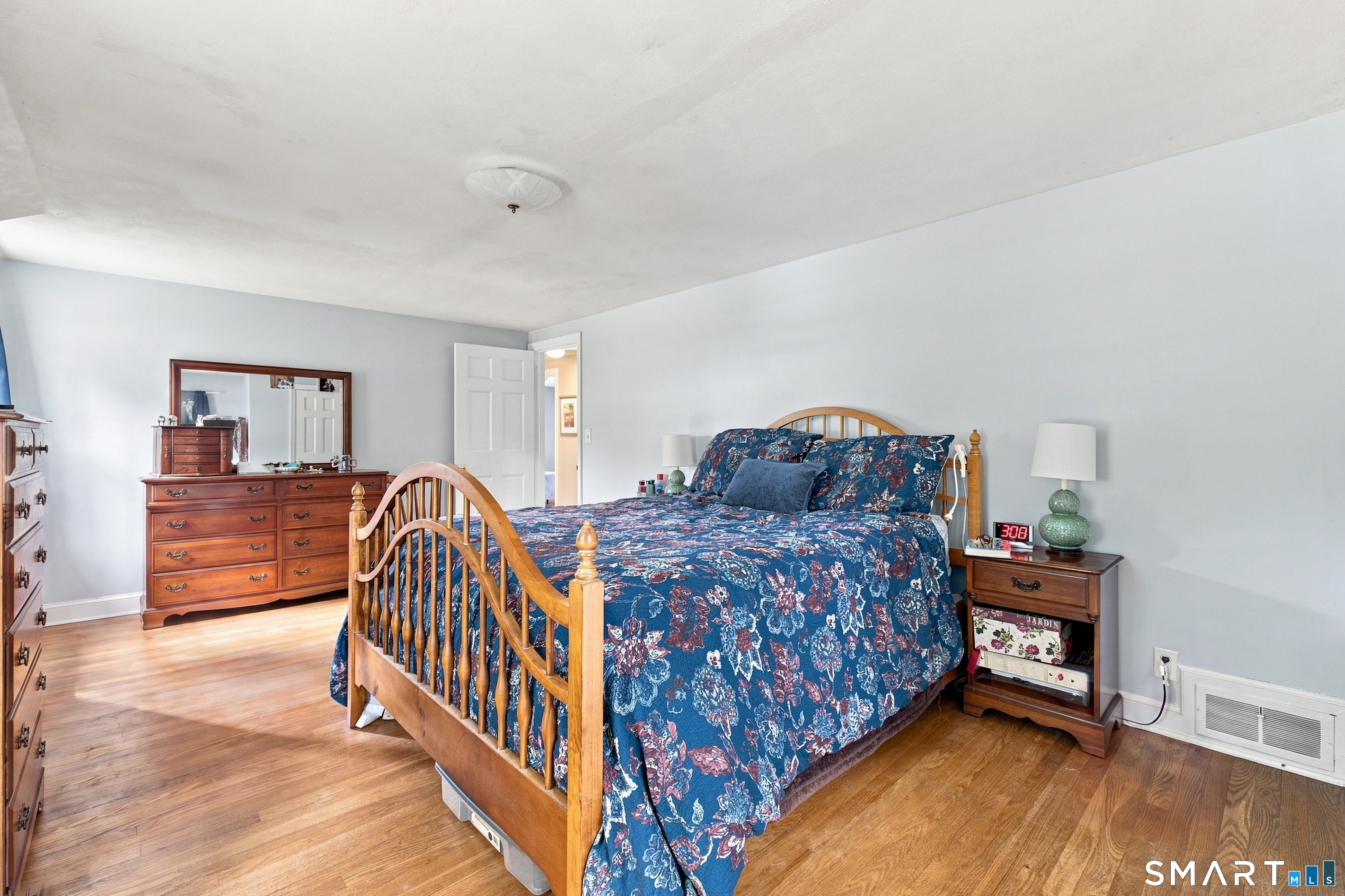 21 Cherryfield Drive West Hartford CT 06107