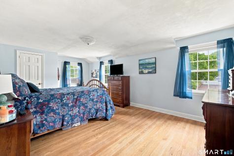 21 Cherryfield Drive West Hartford CT 06107