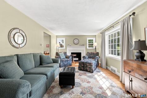 21 Cherryfield Drive West Hartford CT 06107
