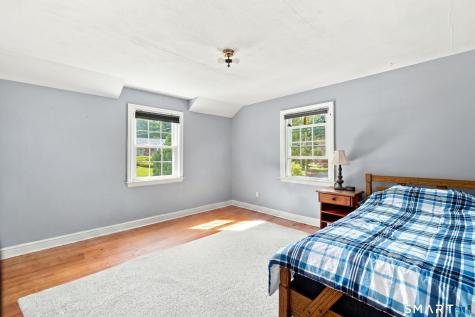 21 Cherryfield Drive West Hartford CT 06107