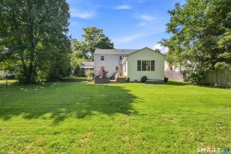 21 Cherryfield Drive West Hartford CT 06107