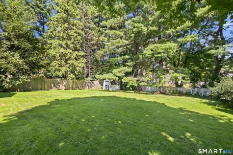 21 Cherryfield Drive West Hartford CT 06107