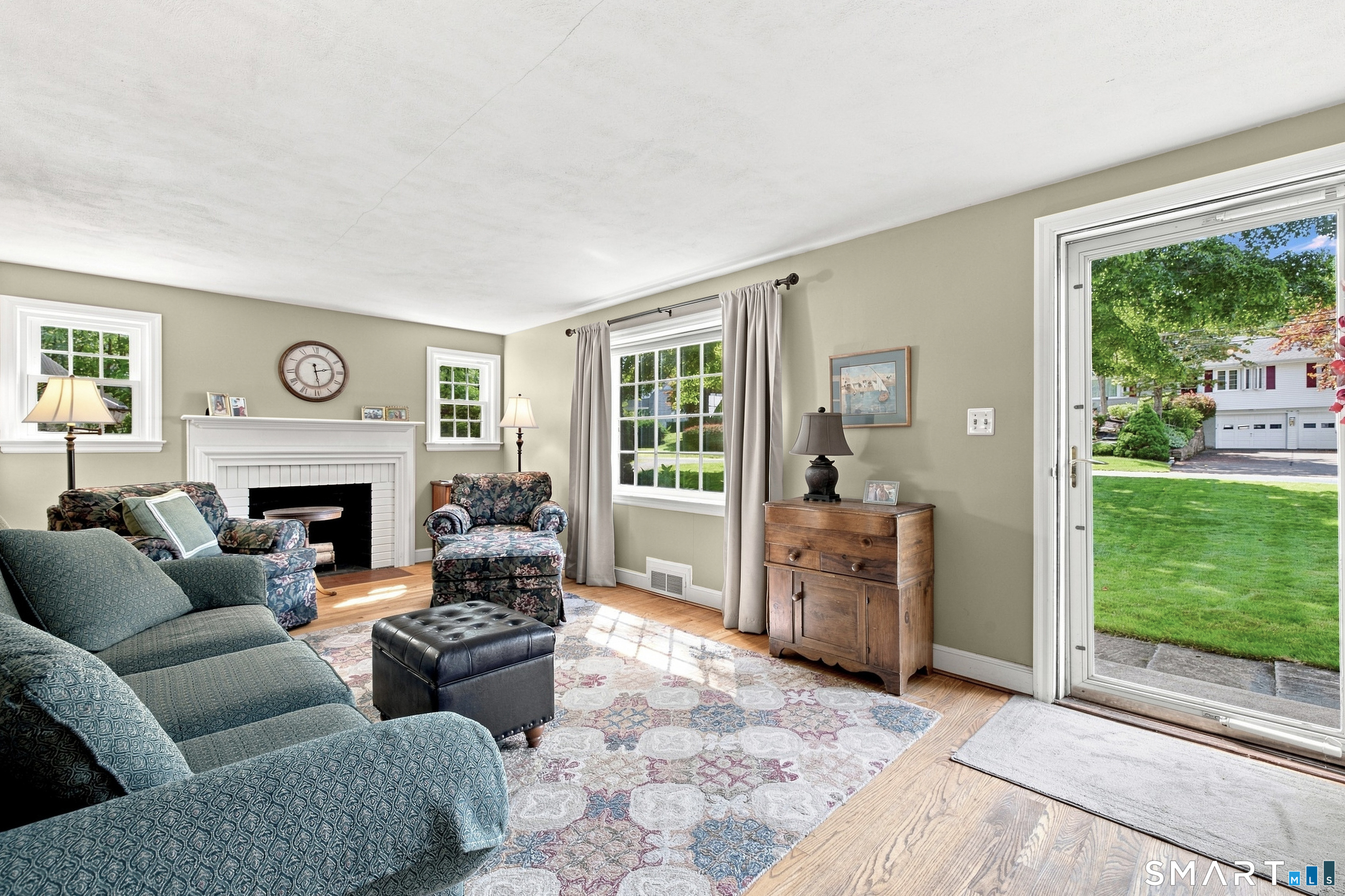 21 Cherryfield Drive West Hartford CT 06107