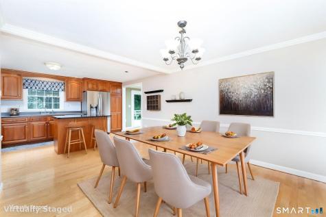 15 Village Lane Burlington CT 06013