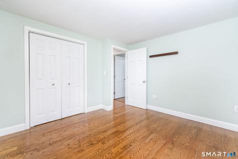 15 Village Lane Burlington CT 06013