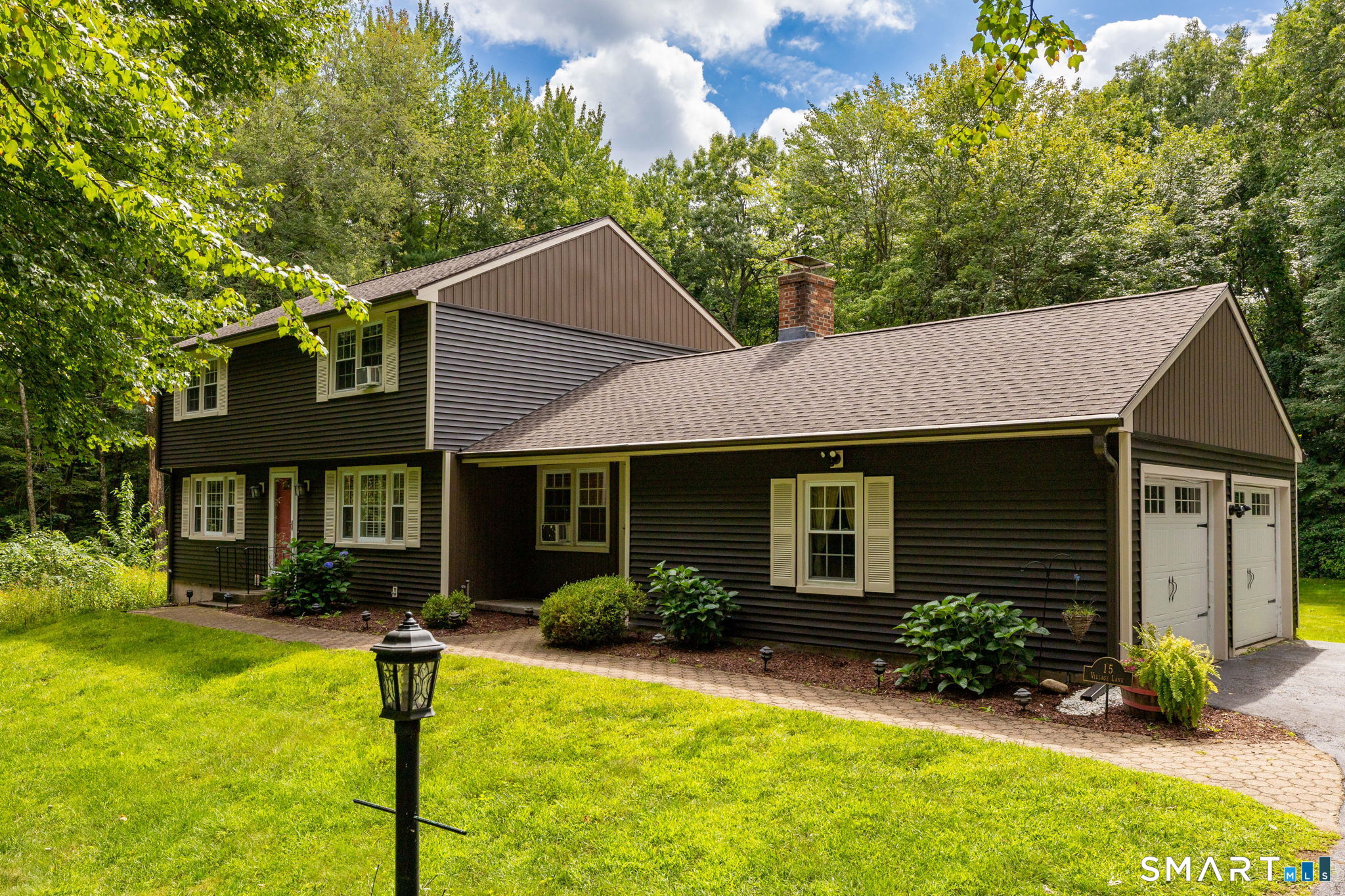 15 Village Lane Burlington CT 06013