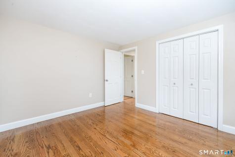15 Village Lane Burlington CT 06013