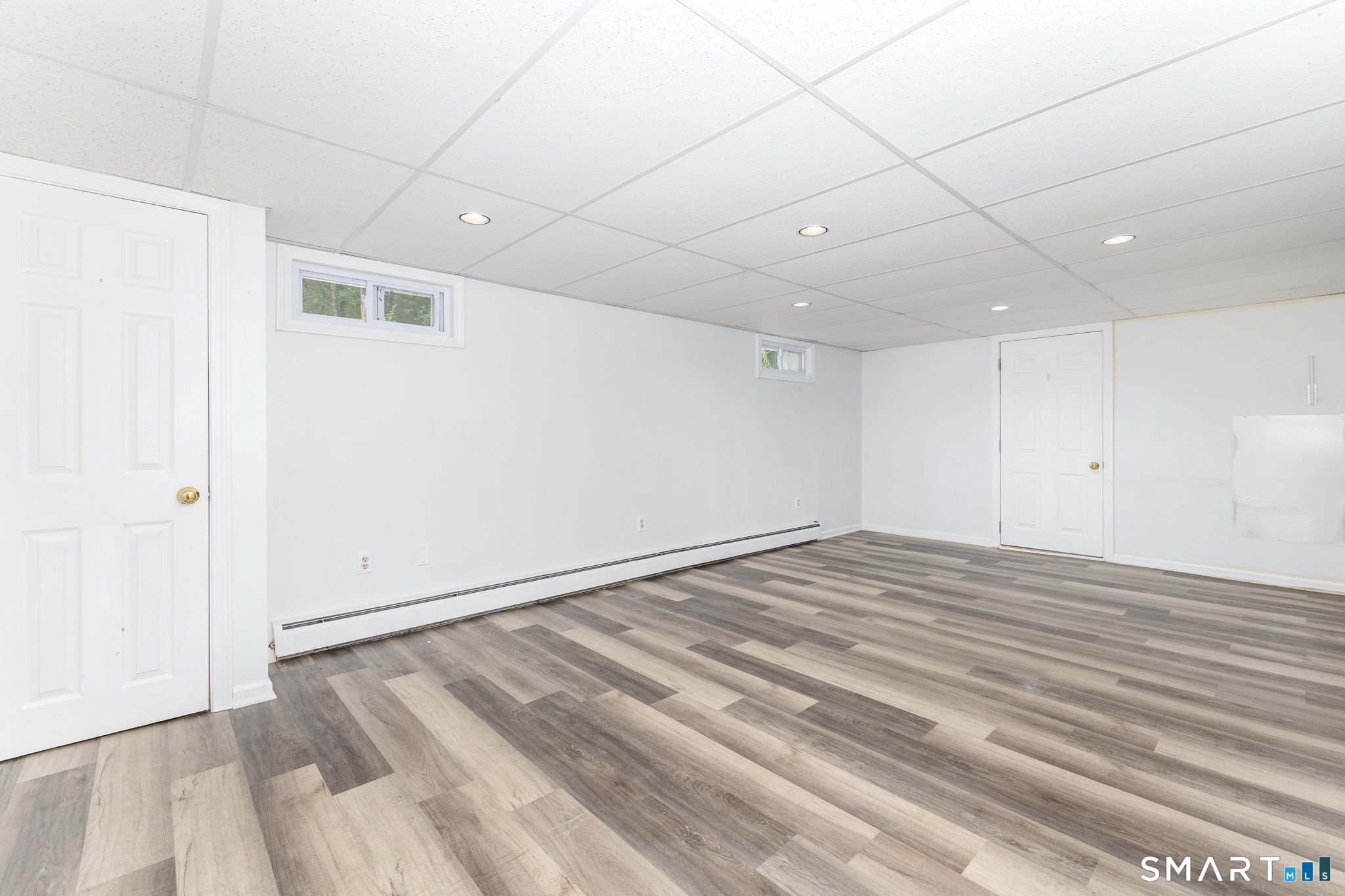 15 Village Lane Burlington CT 06013