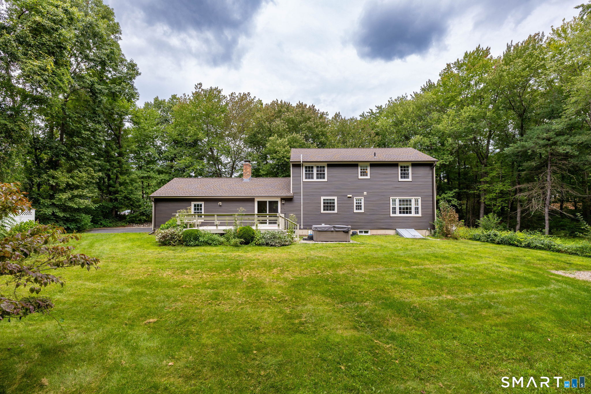 15 Village Lane Burlington CT 06013
