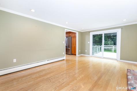 15 Village Lane Burlington CT 06013