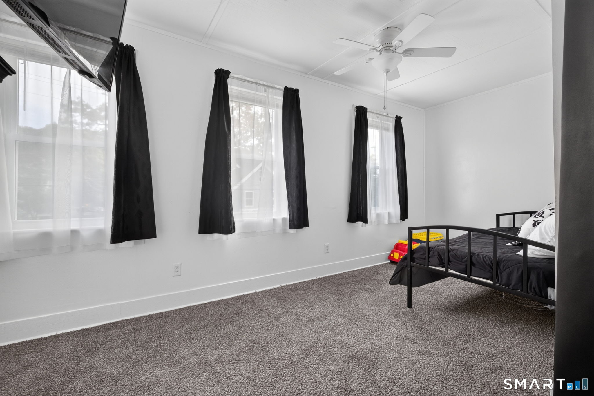 27 School Street Branford CT 06405