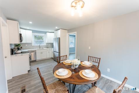 4 Ingleside Road New Fairfield CT 06812