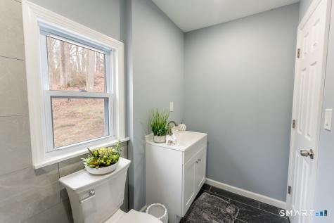 4 Ingleside Road New Fairfield CT 06812