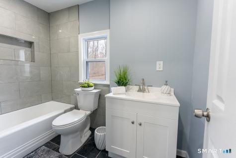 4 Ingleside Road New Fairfield CT 06812