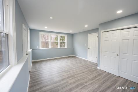 4 Ingleside Road New Fairfield CT 06812