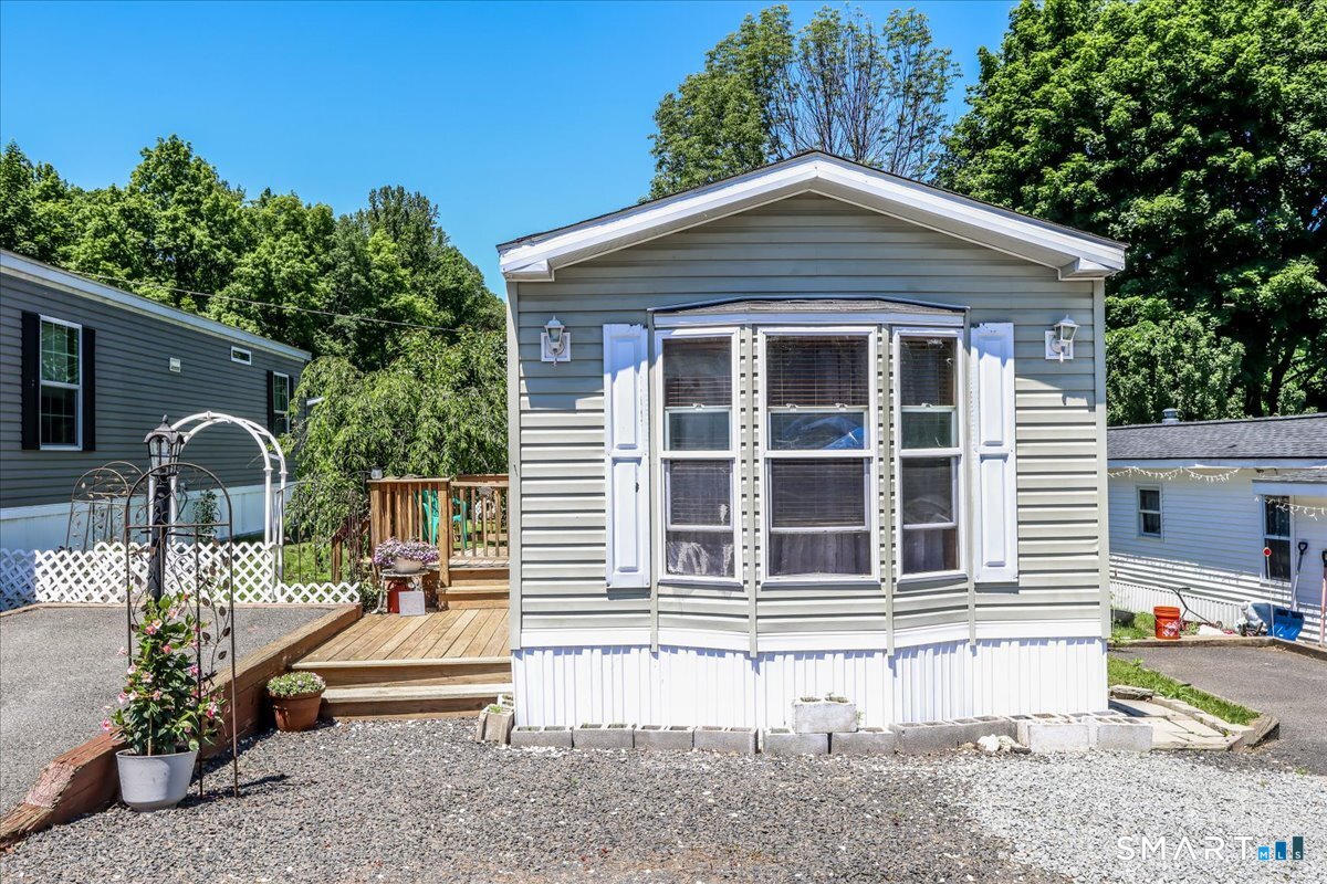 11 Shadow Lane New Milford CT 06776