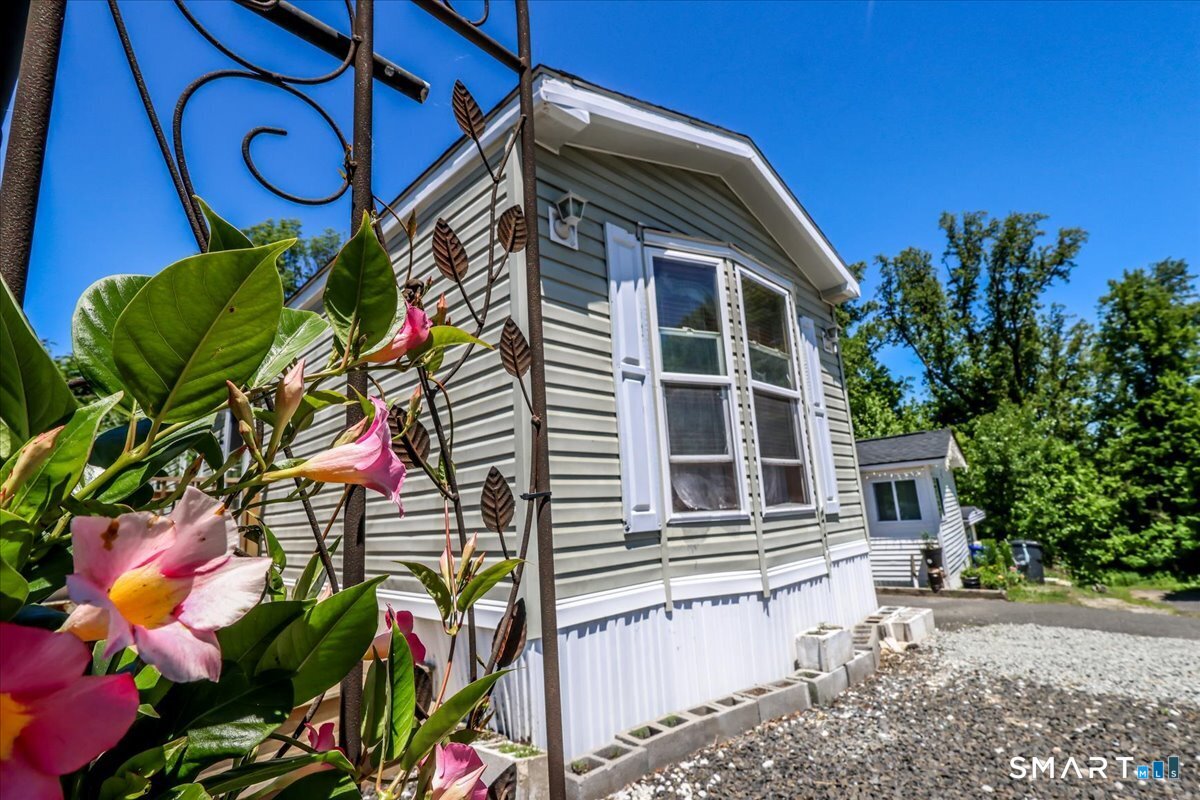 11 Shadow Lane New Milford CT 06776