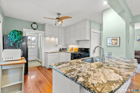 80 Whitman Avenue West Hartford CT 06107