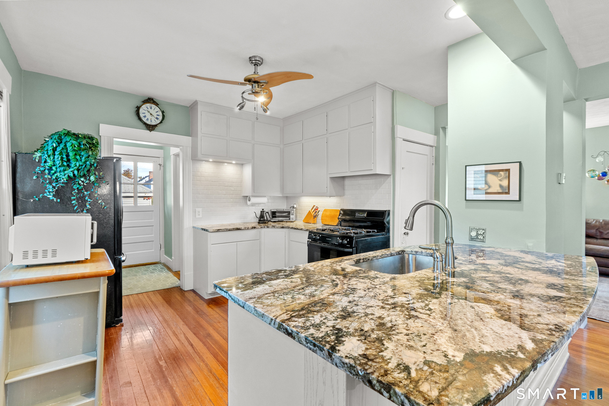 80 Whitman Avenue West Hartford CT 06107