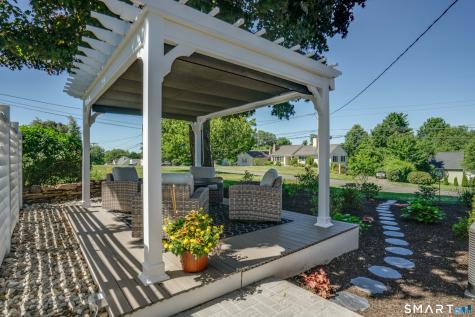 182 Selden Hill Drive West Hartford CT 06107