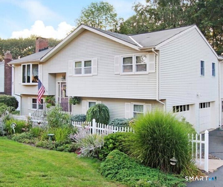 47 Sharon Drive Wallingford CT 06492