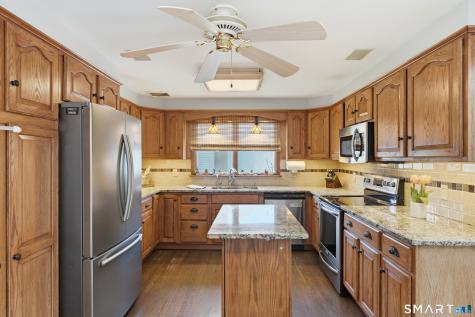 47 Sharon Drive Wallingford CT 06492