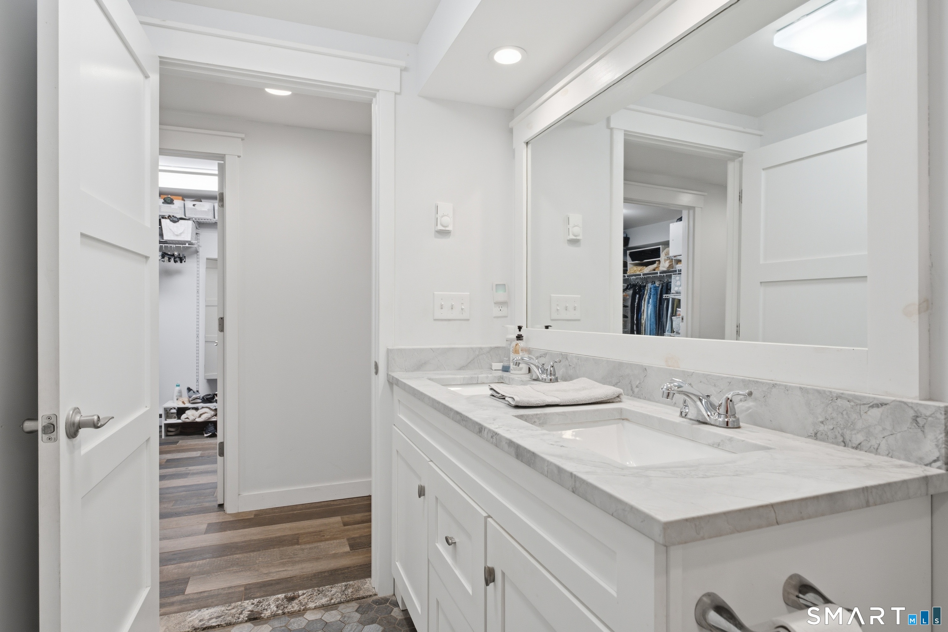 47 Sharon Drive Wallingford CT 06492