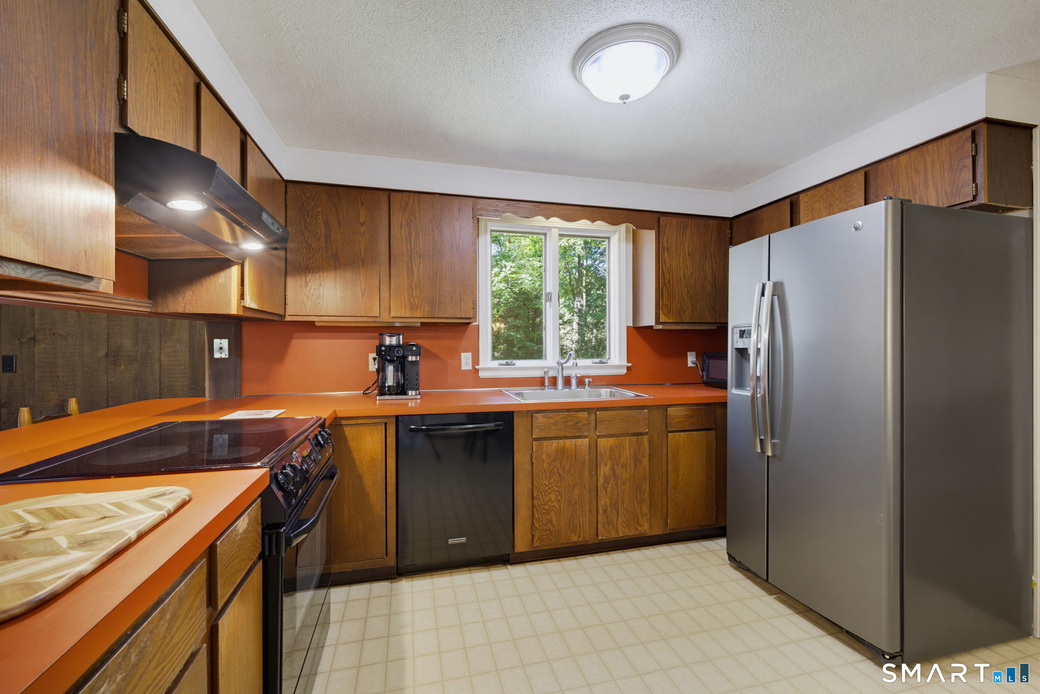 11 Round Hill Road Granby CT 06035
