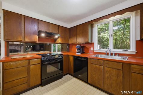 11 Round Hill Road Granby CT 06035