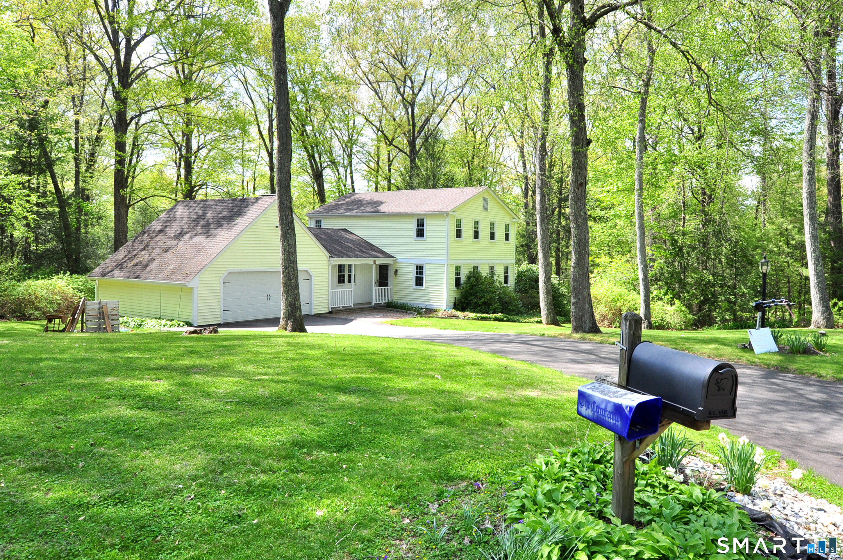 11 Round Hill Road Granby CT 06035