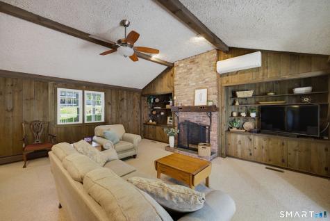 11 Round Hill Road Granby CT 06035