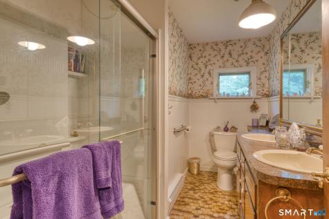 1510 Flanders Road Southington CT 06489