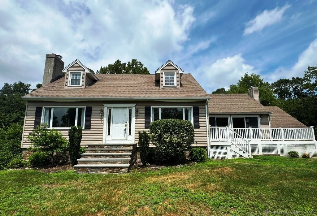 8 Breezy Knoll Avenue Wolcott CT 06716