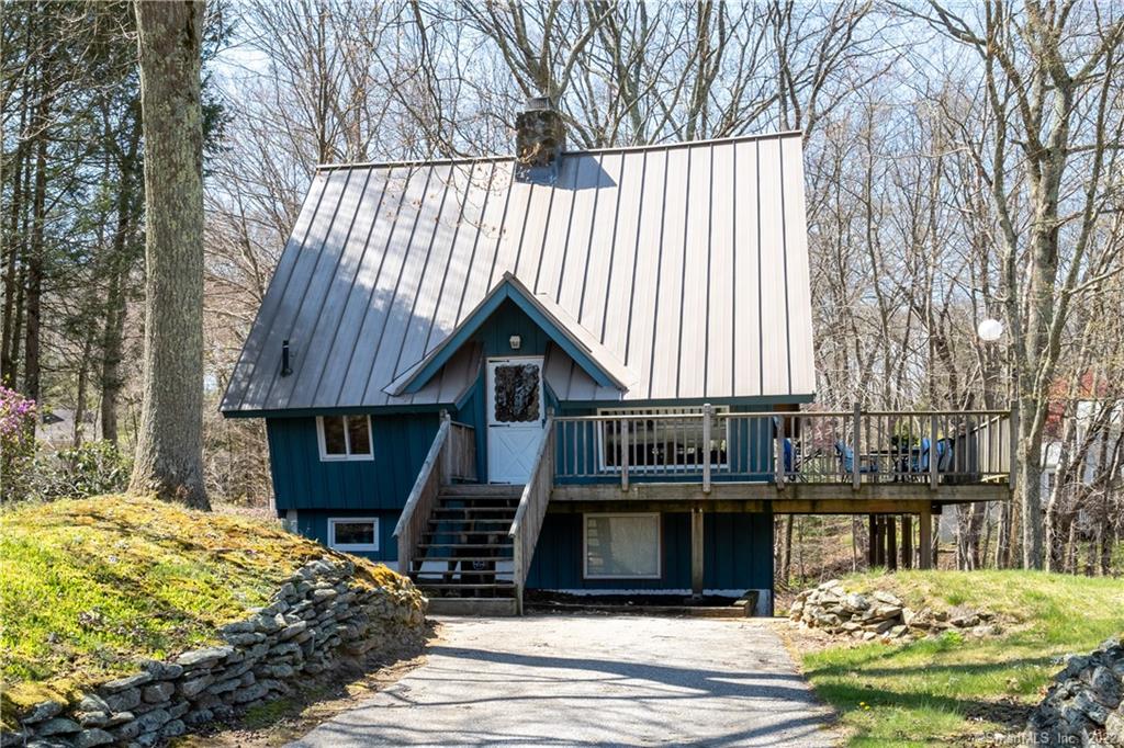 46 Hillyndale Road Mansfield CT 06268