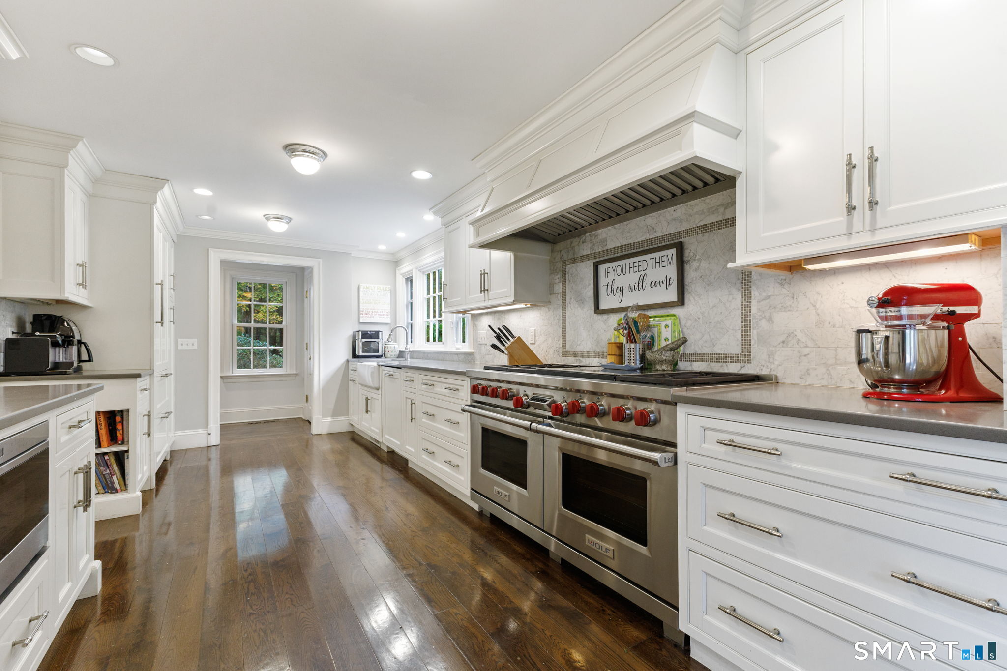 758 Smith Ridge Road New Canaan CT 06840