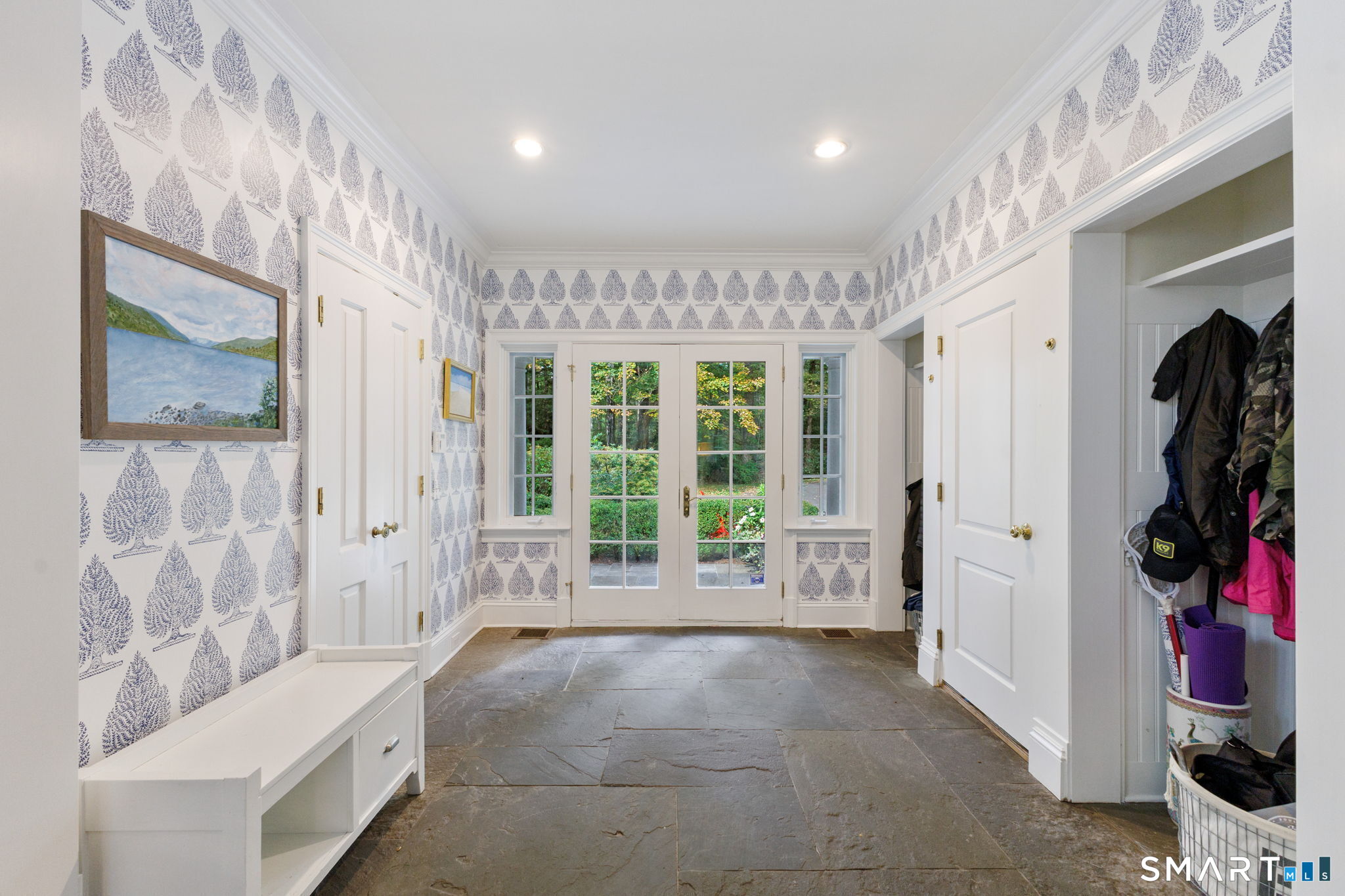 758 Smith Ridge Road New Canaan CT 06840