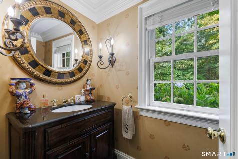 758 Smith Ridge Road New Canaan CT 06840