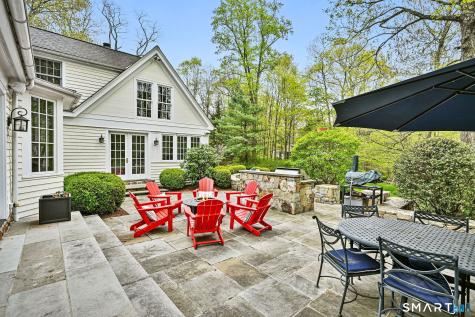 758 Smith Ridge Road New Canaan CT 06840