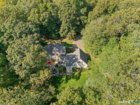 758 Smith Ridge Road New Canaan CT 06840