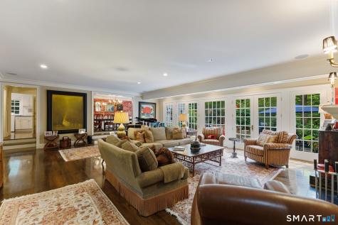 758 Smith Ridge Road New Canaan CT 06840