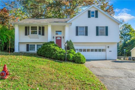 36 Aspetuck Avenue New Milford CT 06776