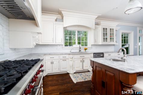32 Lobdell Lane Easton CT 06612