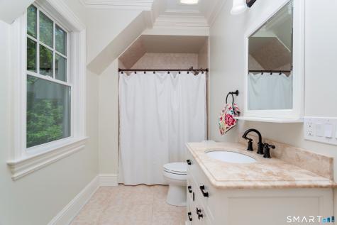 32 Lobdell Lane Easton CT 06612