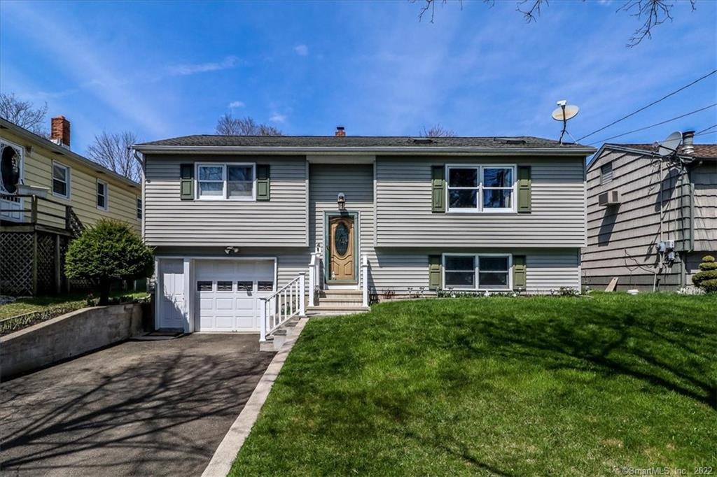 4 Thomas Street Danbury CT 06810
