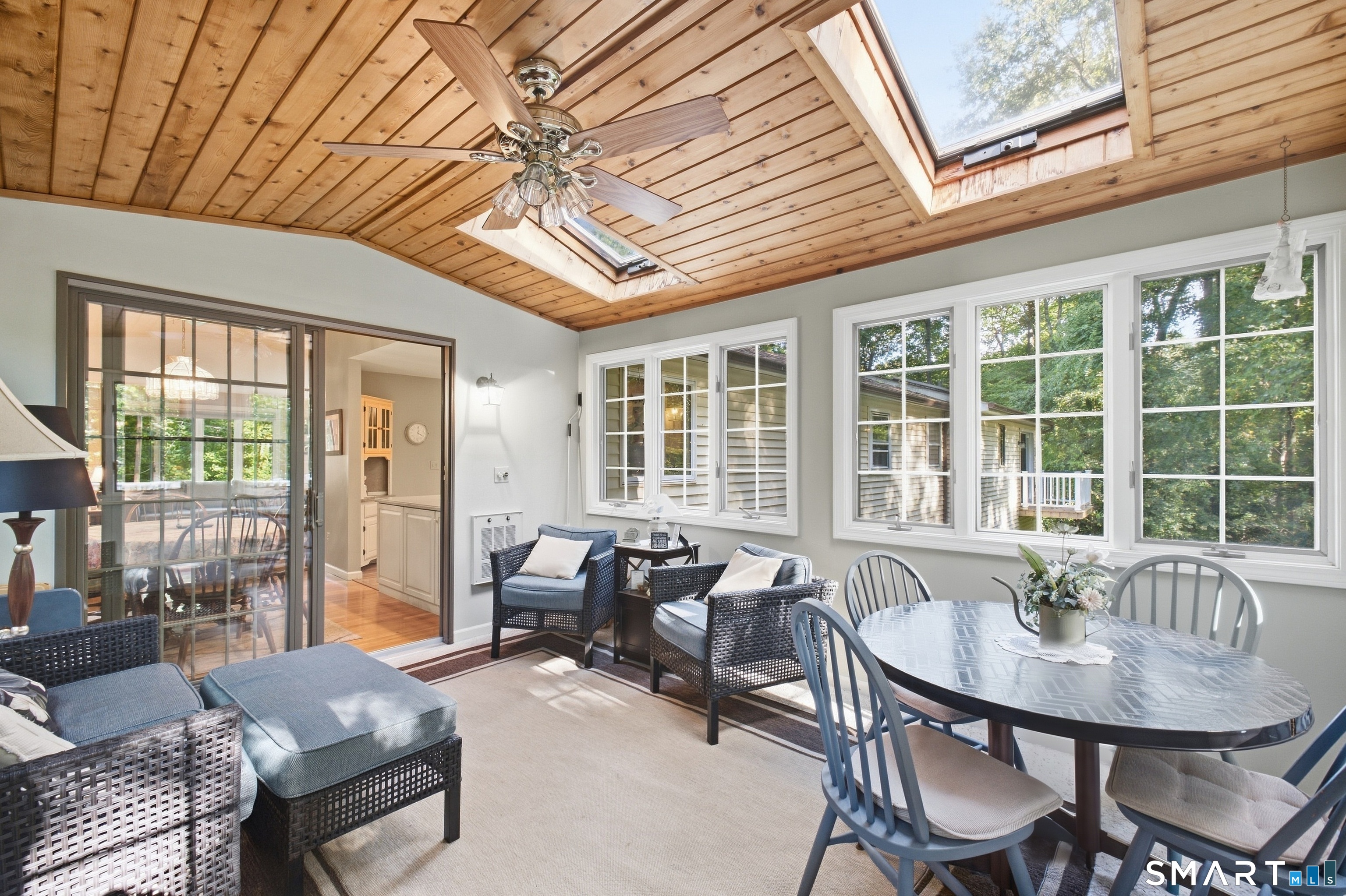 19 Crestwood Drive East Hampton CT 06424
