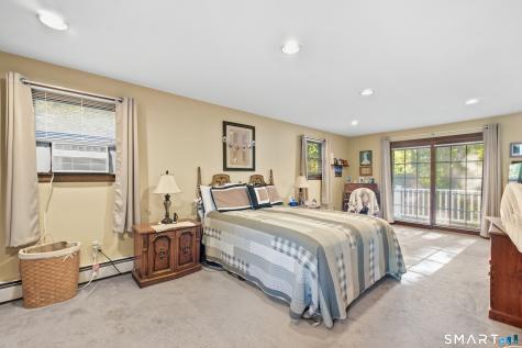 19 Crestwood Drive East Hampton CT 06424