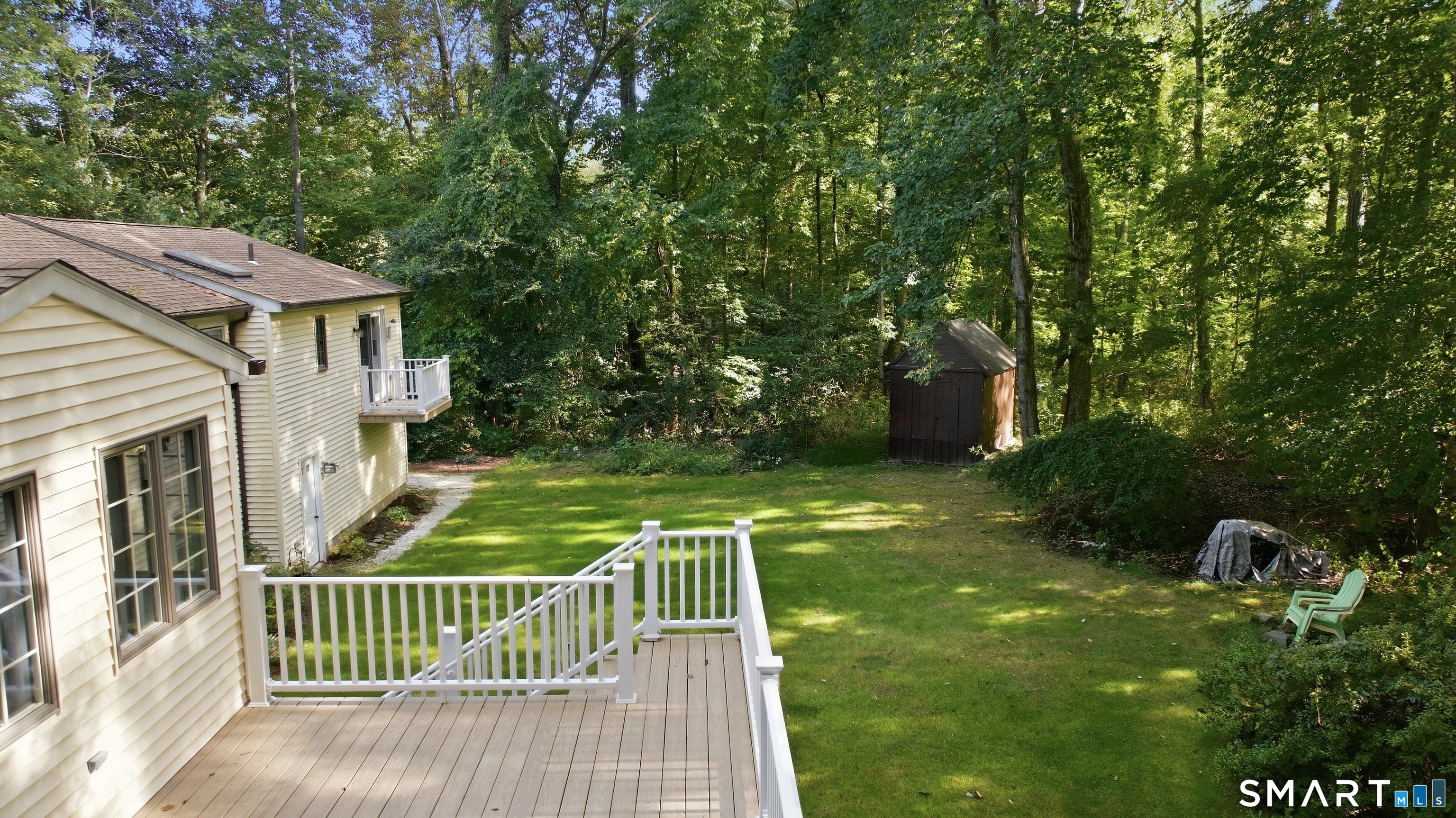 19 Crestwood Drive East Hampton CT 06424