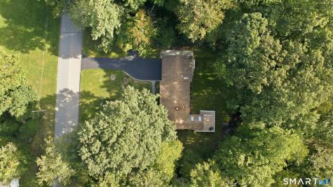 19 Crestwood Drive East Hampton CT 06424